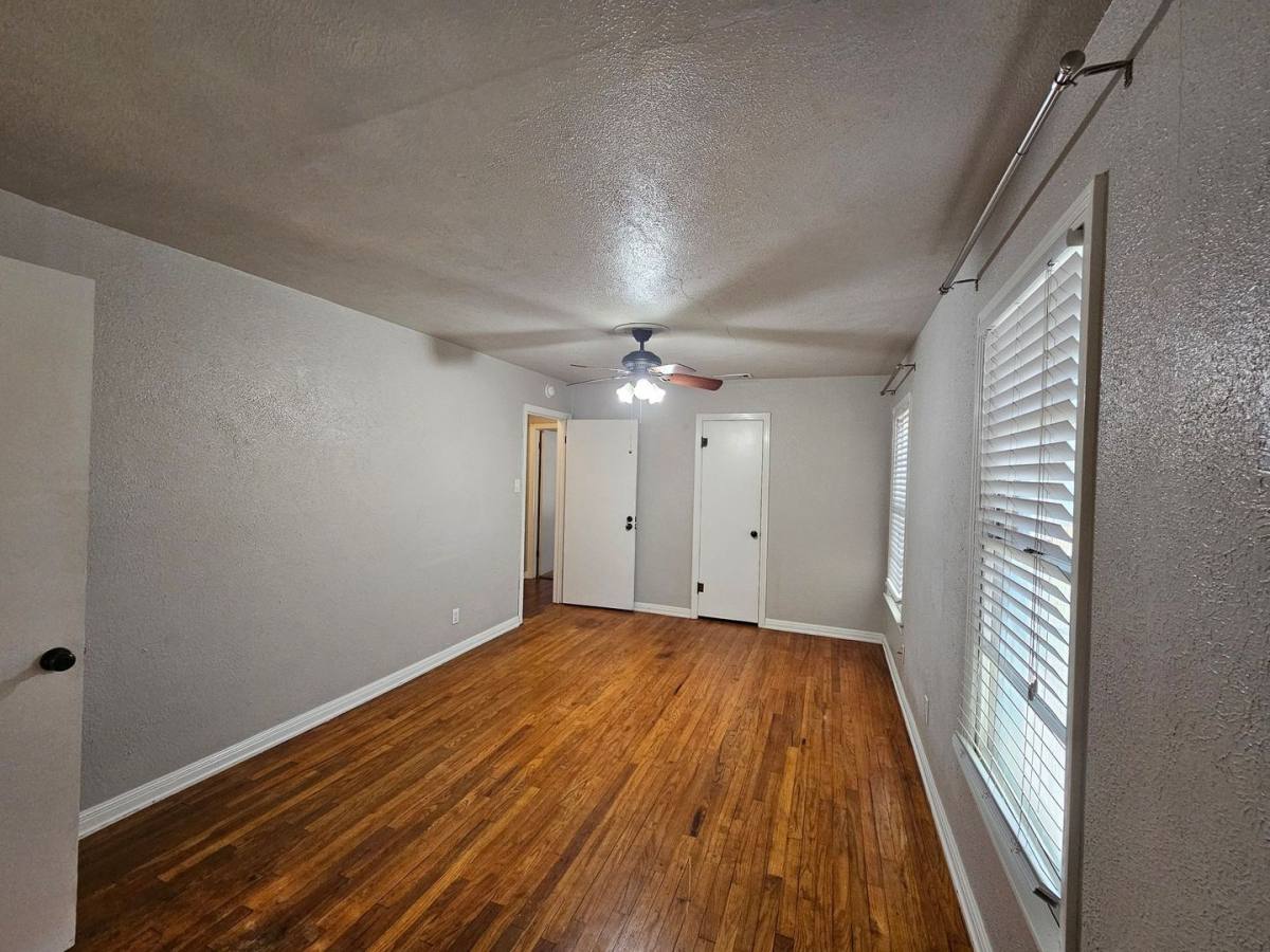 House for rent at 1506 Live Oak Dr, Temple, TX 76504