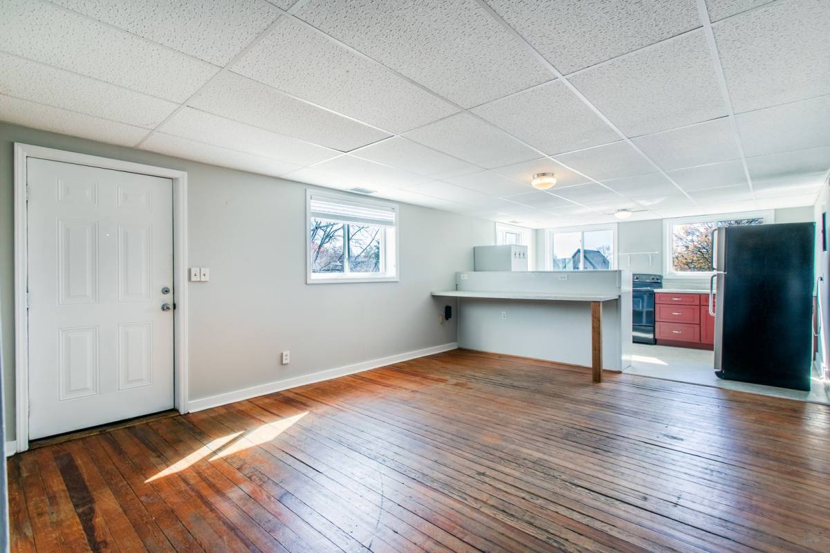 Apartment for rent at 84 E Main St, Brevard, NC 28712
