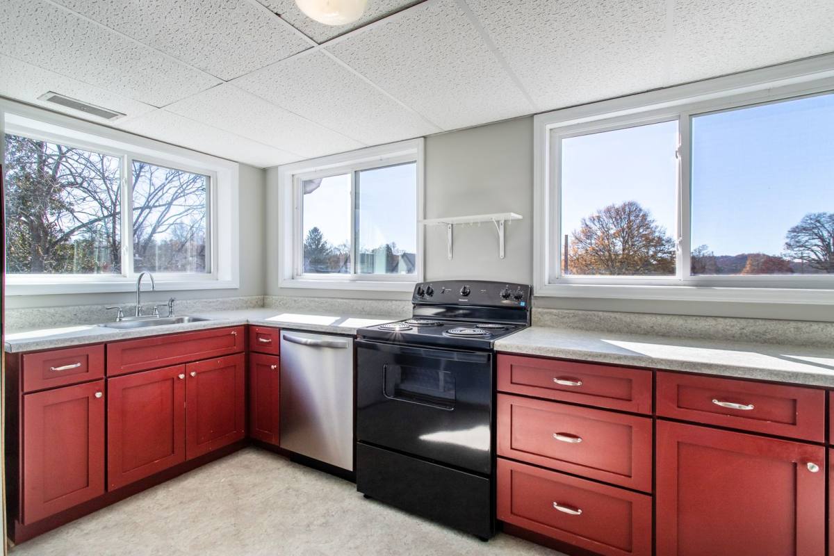 Apartment for rent at 84 E Main St, Brevard, NC 28712