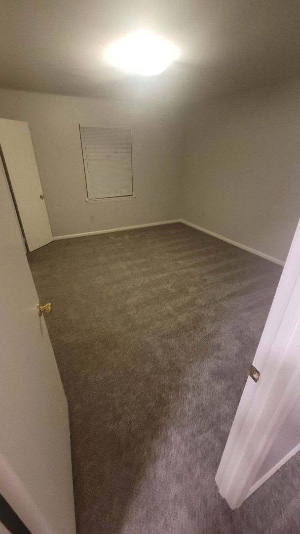 Apartment for rent at 1902-1906 Cedar Fork Dr, Greensboro, NC 27407
