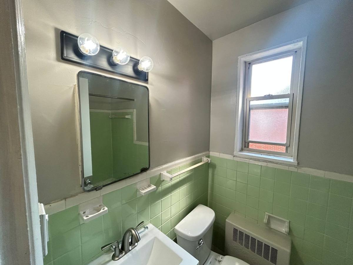 Apartment for rent at 1301-1305 U St SE, Washington, DC 20020