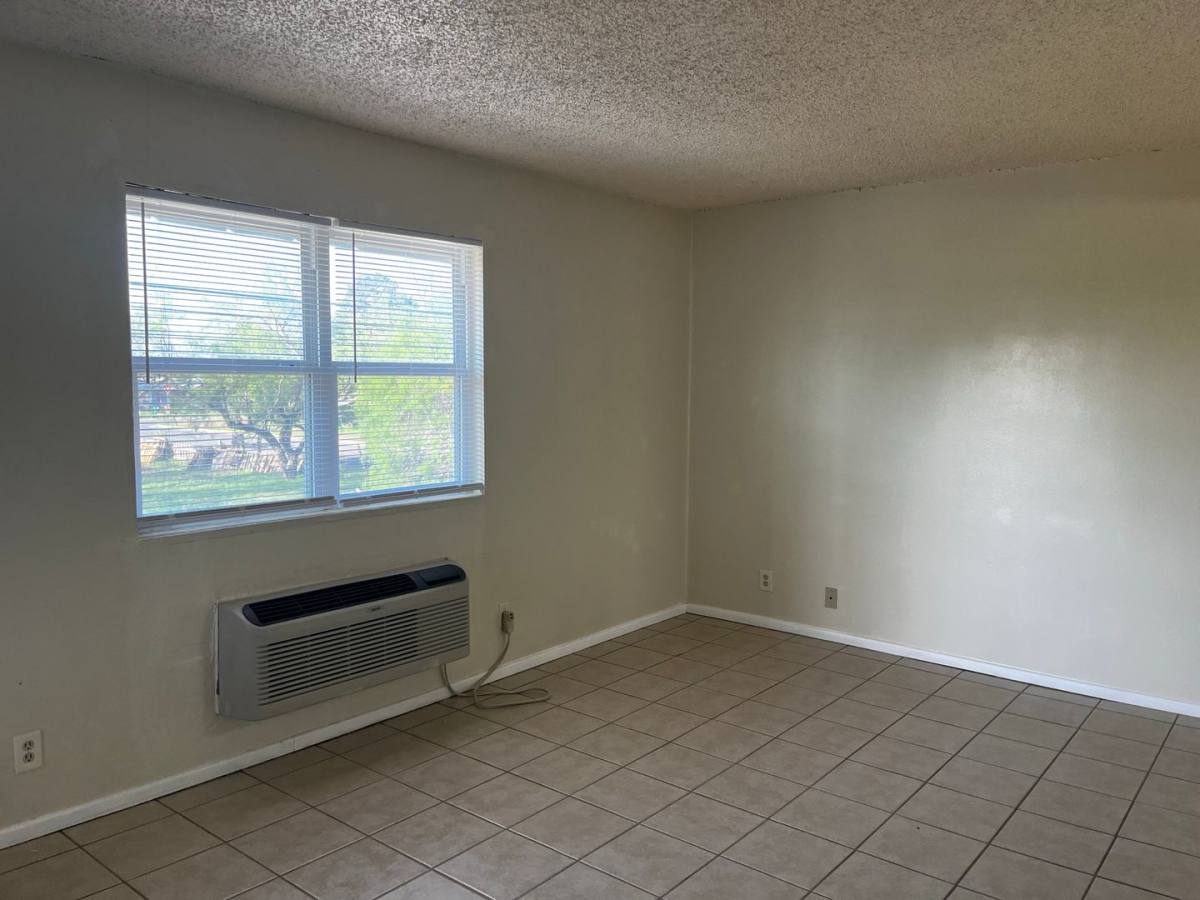 Apartment for rent at 1901 Pulliam, San Angelo, TX 76905