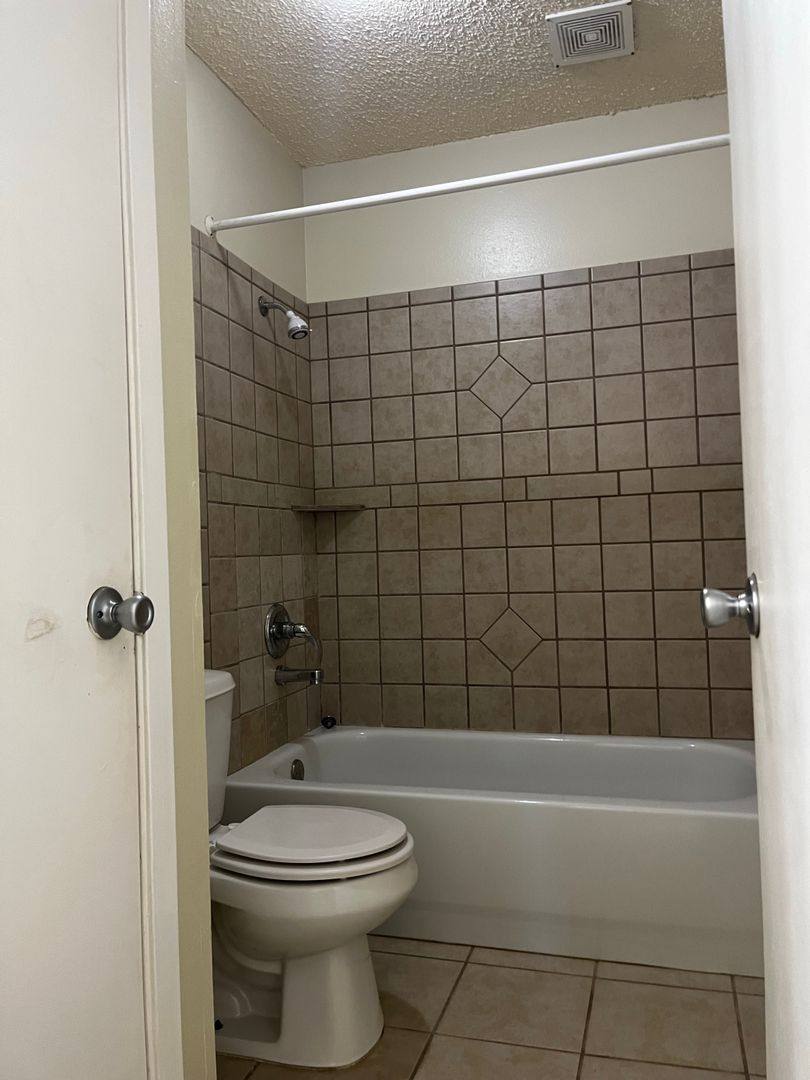 Apartment for rent at 1901 Pulliam, San Angelo, TX 76905
