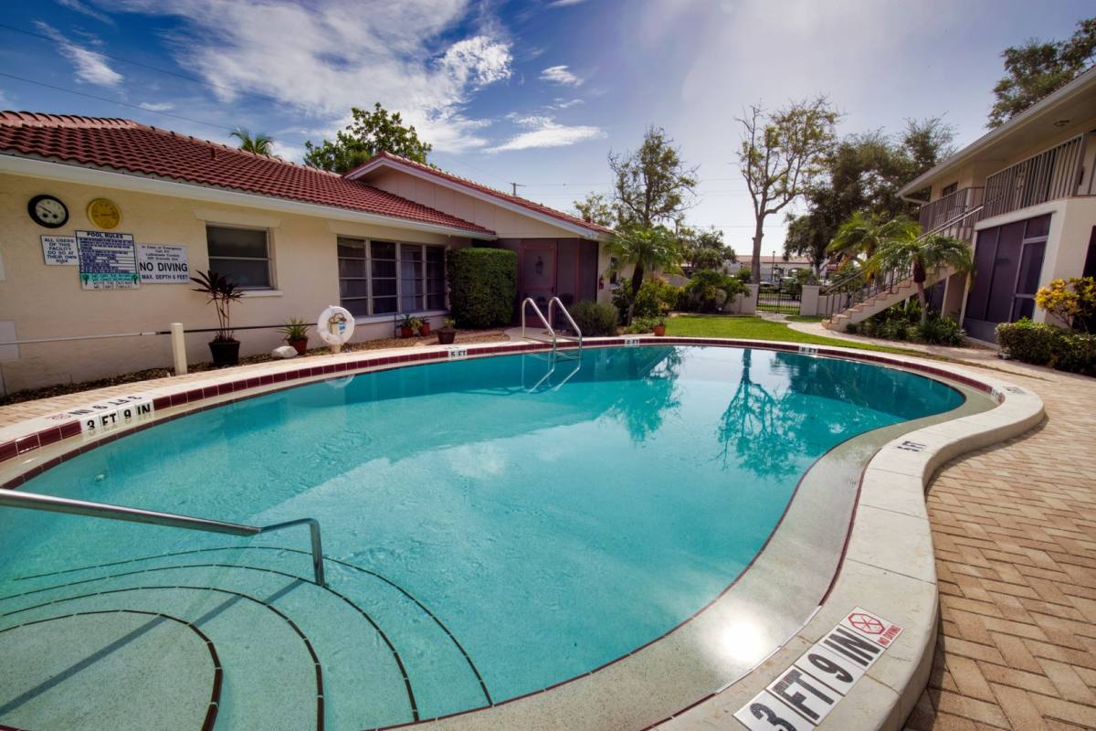 Condo for rent at 100 Ave Des Pasque, Venice, FL 34285
