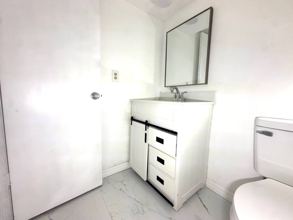 Condo for rent at 4550 Cove Circle, Saint Petersburg, FL 33708