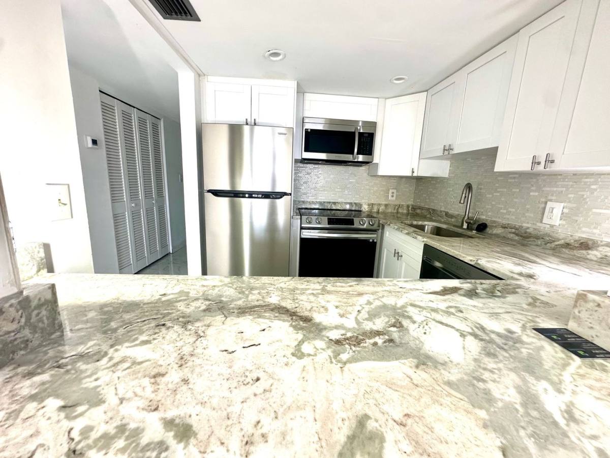 Condo for rent at 4550 Cove Circle, Saint Petersburg, FL 33708