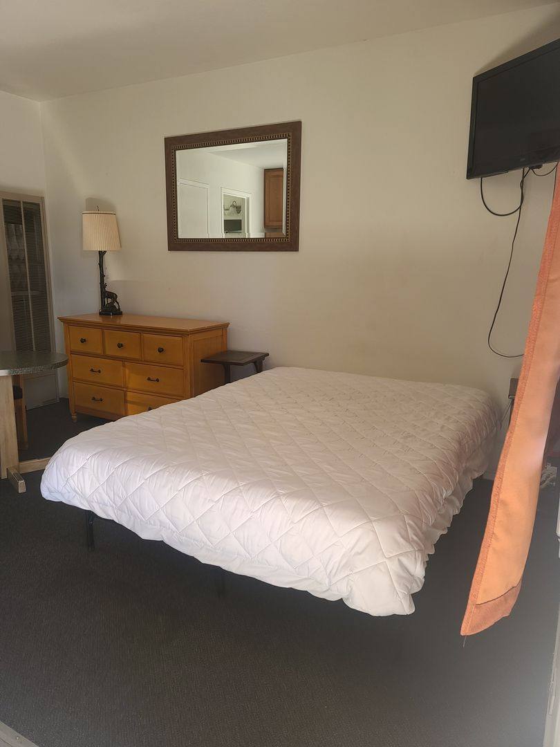 Apartment for rent at 2187 Lake Tahoe Blvd, South Lake Tahoe, CA 96150