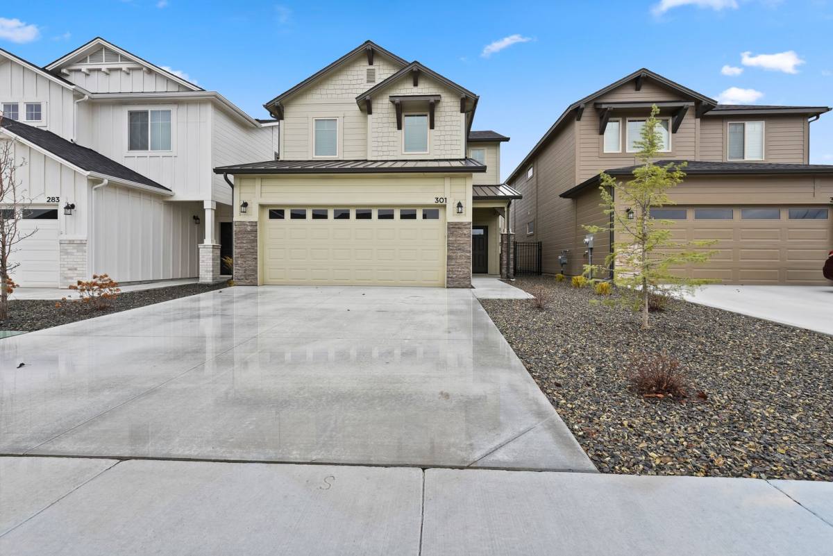 House for rent at 301 W Radiant Ridge Dr, Meridian, ID 83642