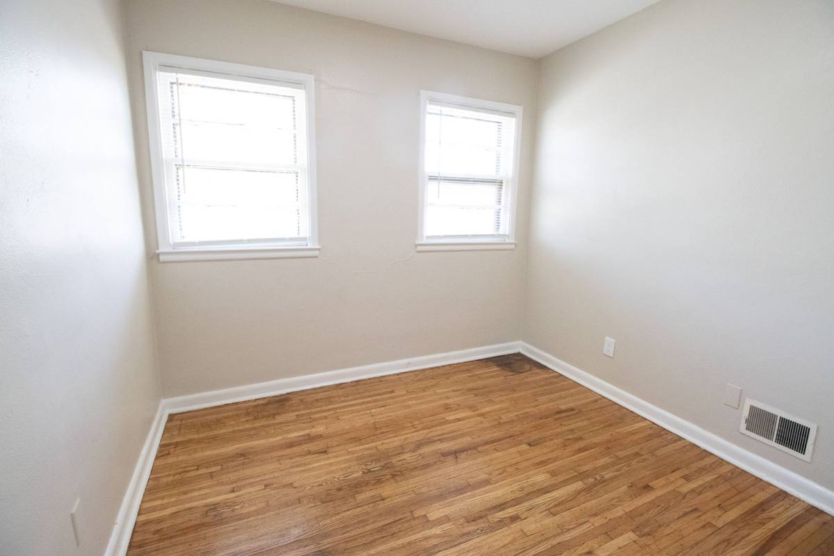 Apartment for rent at 1804 Sunrise Dr, Columbia, MO 65201