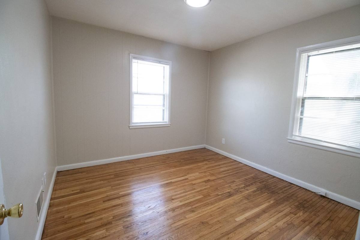 Apartment for rent at 1804 Sunrise Dr, Columbia, MO 65201