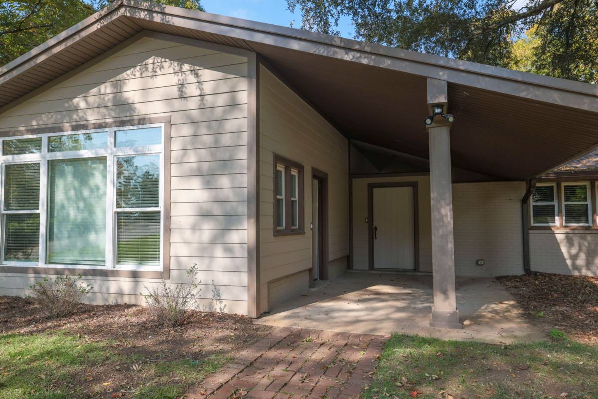 House for rent at 114 Lewis Rd, Clemson, SC 29631