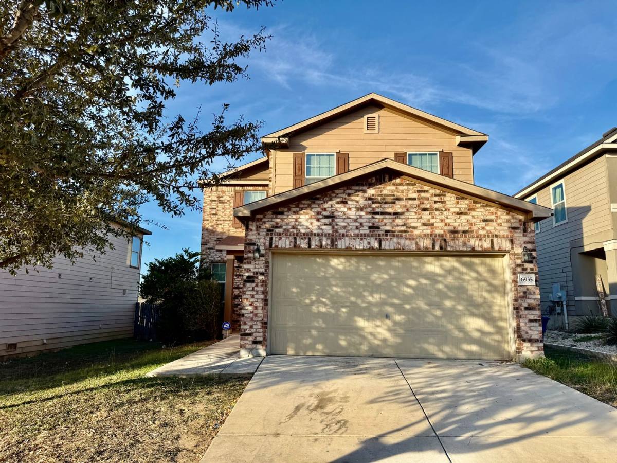 House for rent at 6935 Dulce Meadow, San Antonio, TX 78252