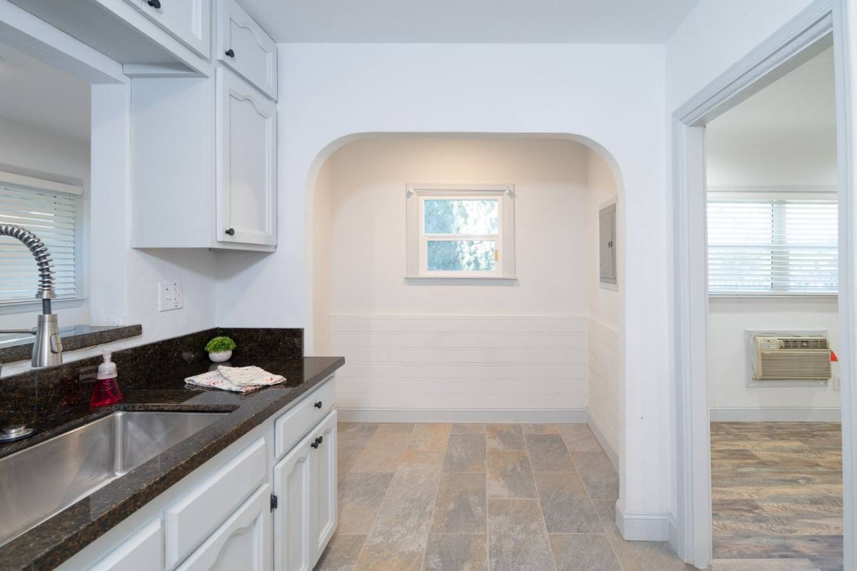 822 E Windsor Rd, Glendale, CA 91205 - Apartment for Rent - Image 9