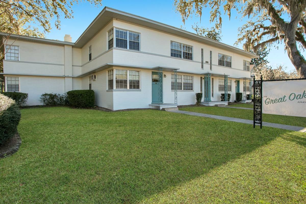 Apartment for rent at 1030 E Fort King St, Ocala, FL 34471