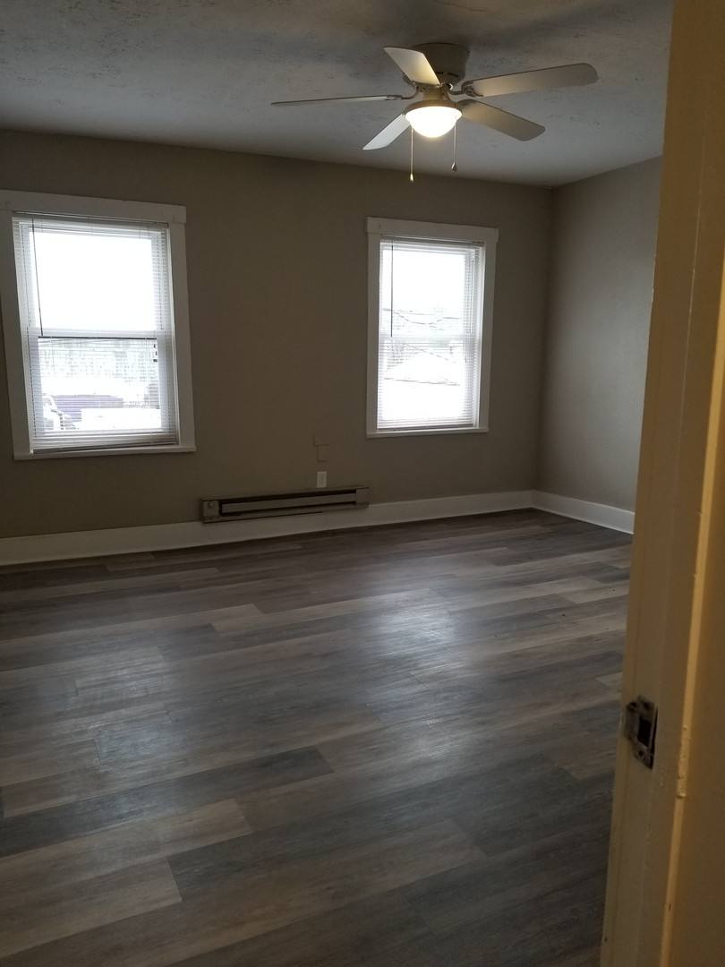 Apartment for rent at 426 10th St W, Huntington, WV 25704