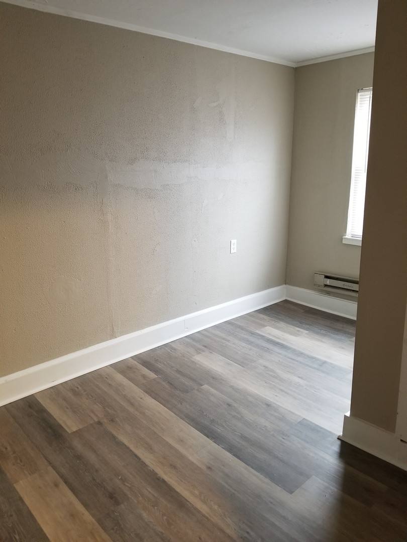 Apartment for rent at 426 10th St W, Huntington, WV 25704