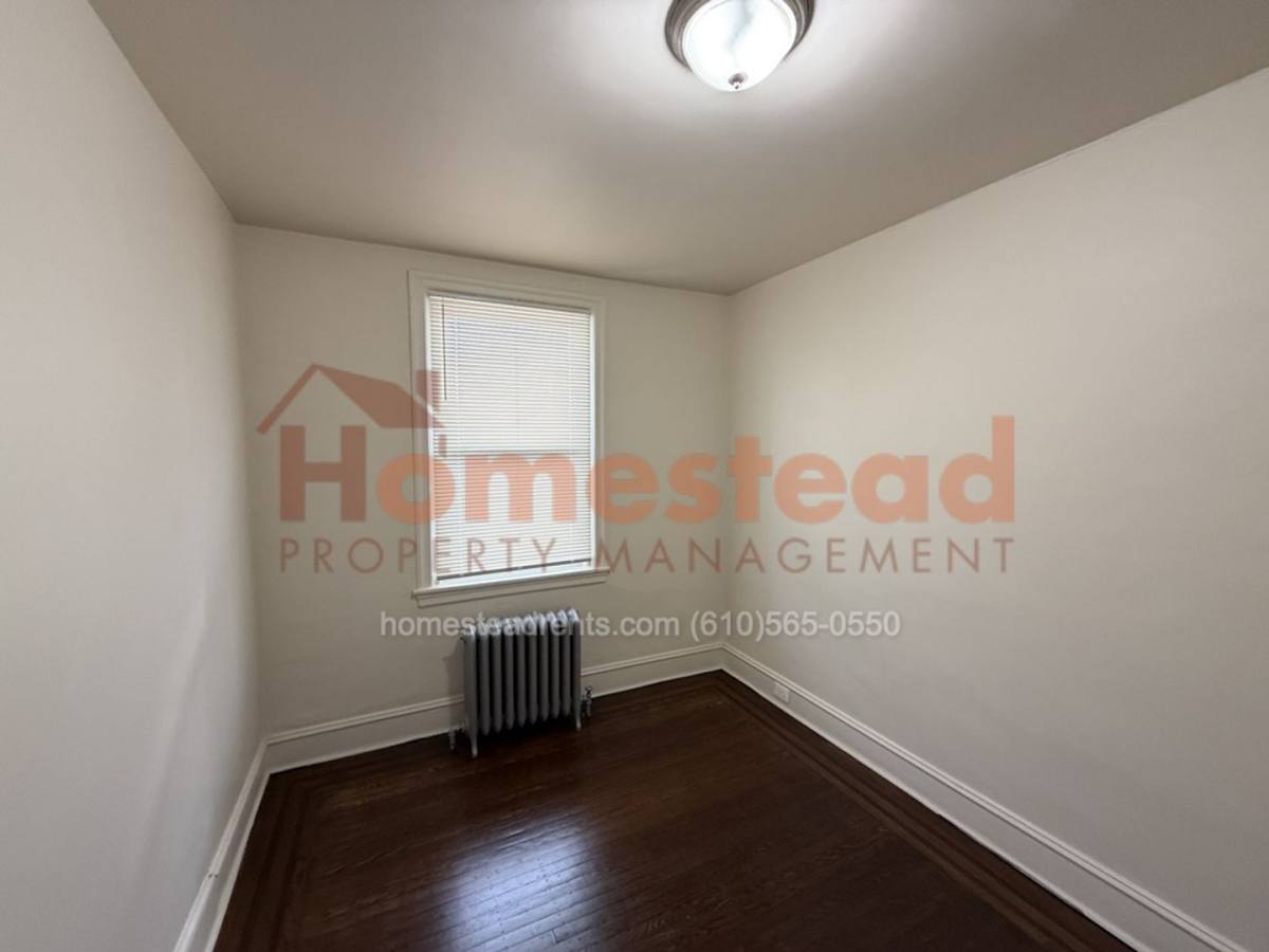 House for rent at 44 Sunshine Rd, Upper Darby, PA 19082