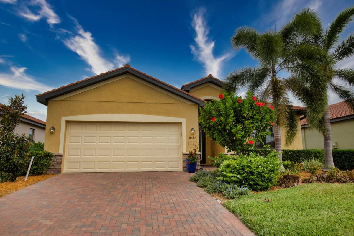 House for rent at 10187 Crooked Creek Dr, Venice, FL 34293