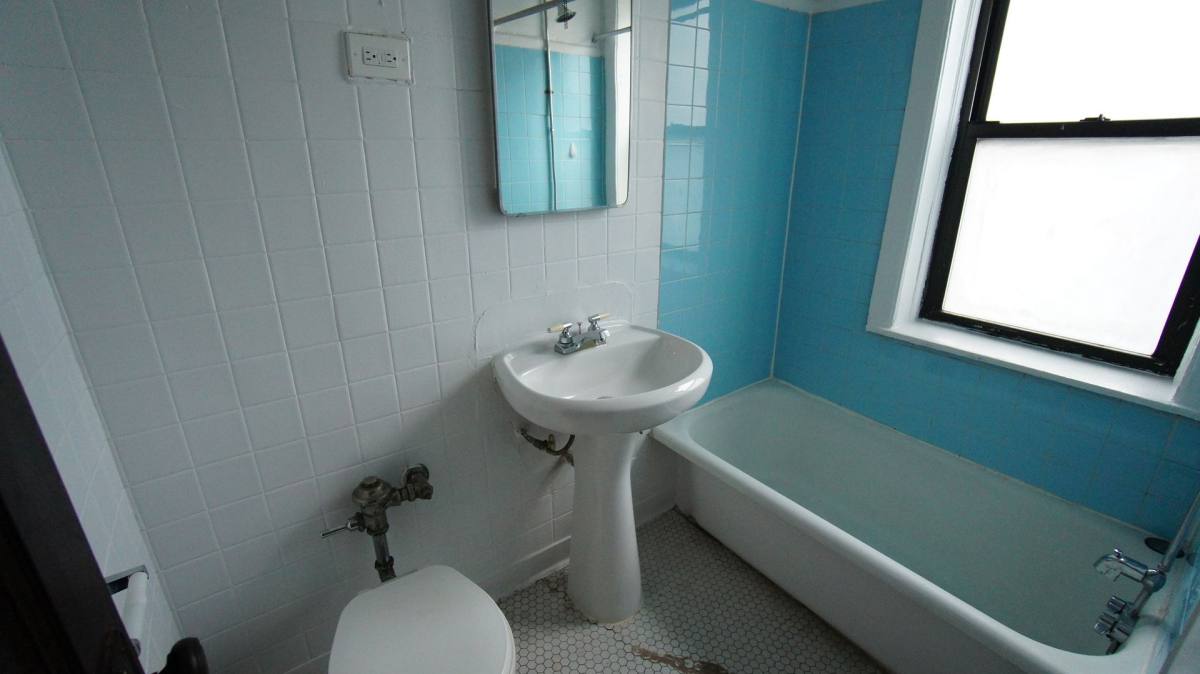 Apartment for rent at 2700-14 N Spaulding, Chicago, IL 60647