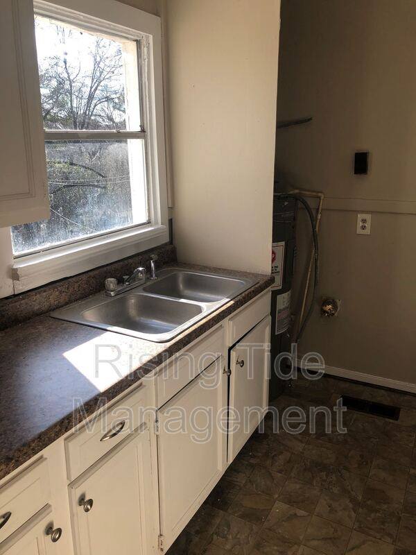 House for rent at 6916 65th St S, Birmingham, AL 35212