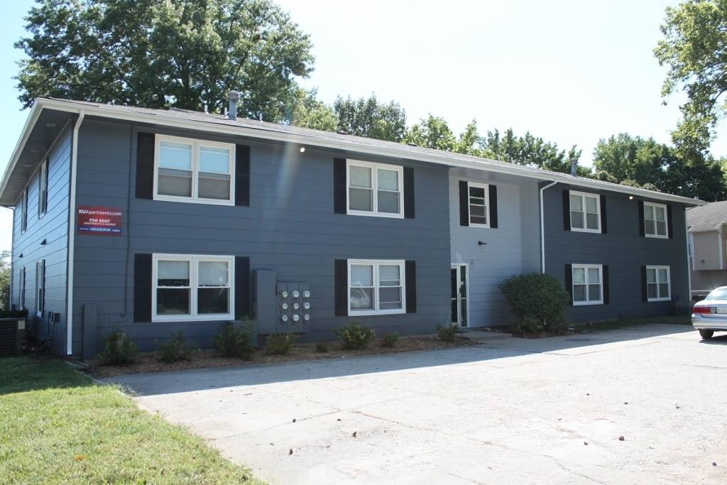 Apartment for rent at 901 Illinois, Lawrence, KS 66044