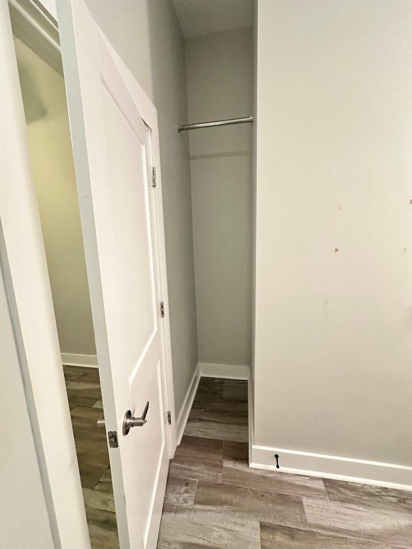 Apartment for rent at 7 Pearl St, Savannah, GA 31405