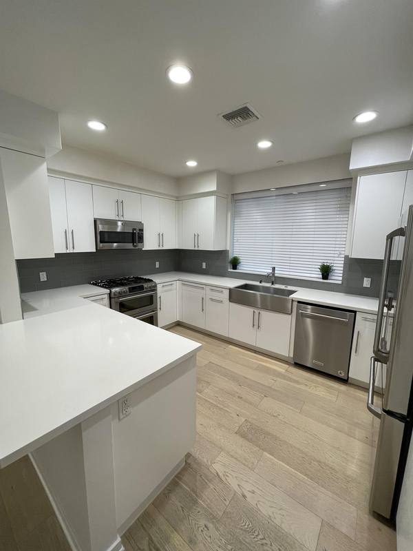 Condo for rent at 4240 Laurel Canyon Blvd #203, Studio City, CA 91604