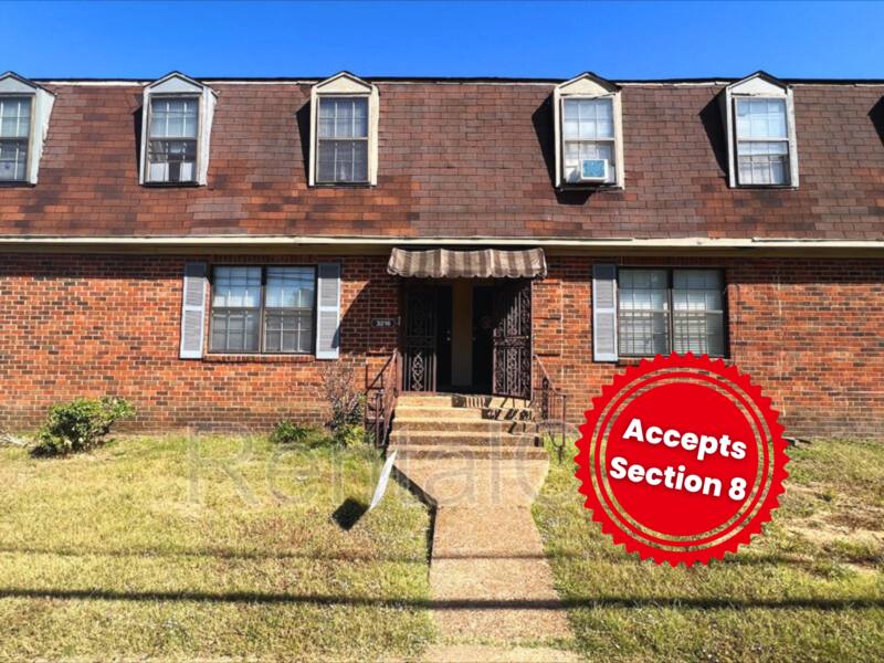 Townhouse for rent at 3216 S Mendenhall Rd #1A, Memphis, TN 38115