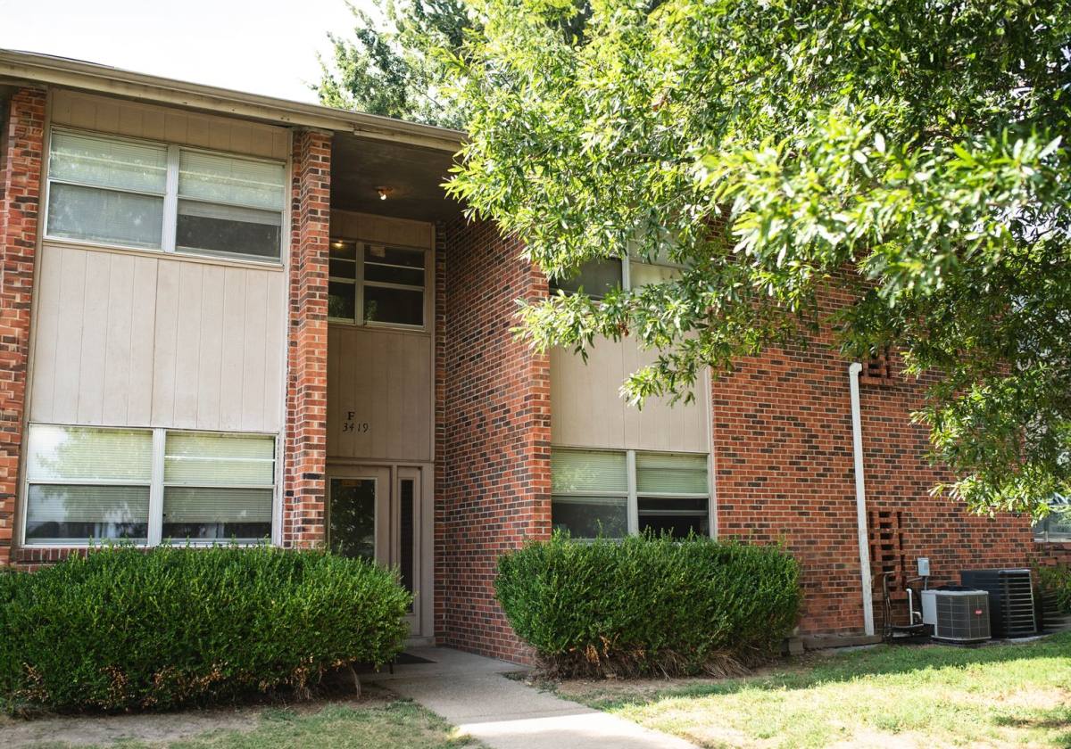3425 Roell Circle, Paducah, KY 42001 - Apartment for Rent - Image 2
