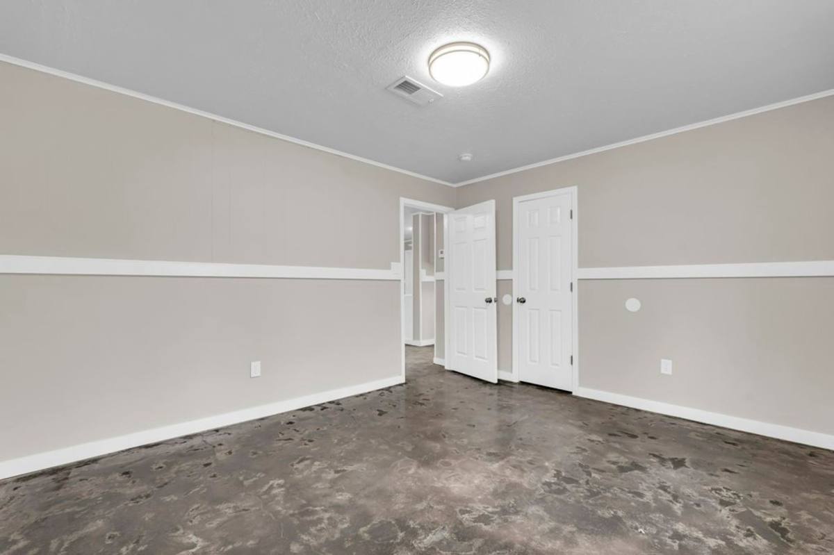 Apartment for rent at 1306 Palmetto Rd, Verona, MS 38879