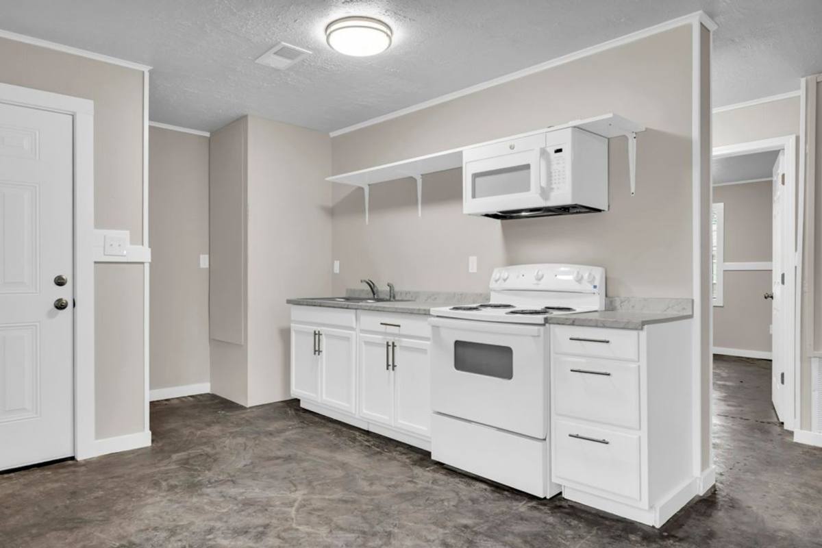 Apartment for rent at 1306 Palmetto Rd, Verona, MS 38879