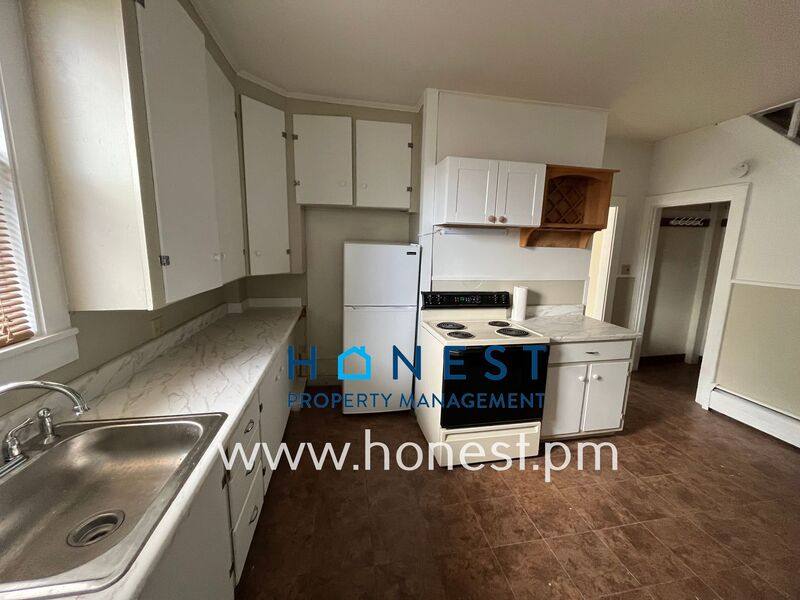 Apartment for rent at 8 Lasalle St #2, Waterville, ME 04901