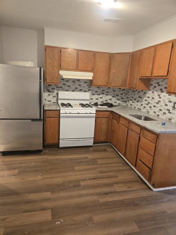 Apartment for rent at 881 N 41st St, Philadelphia, PA 19104