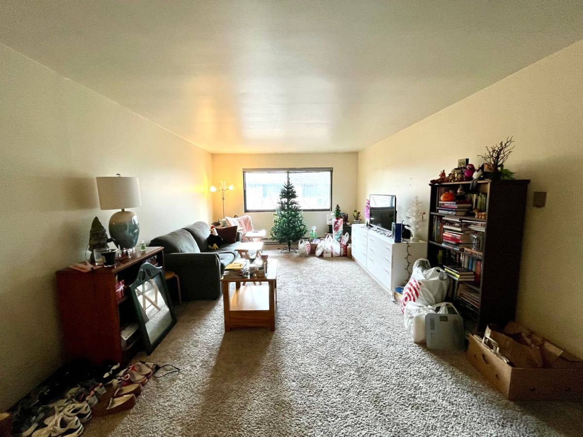 Apartment for rent at 11060 W Janesville Rd, Hales Corners, WI 53130