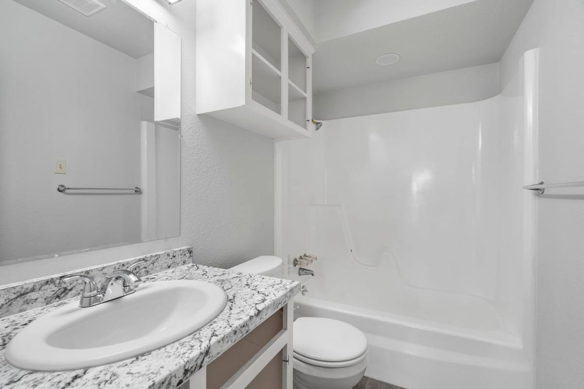 Apartment for rent at 718-728 Skyline, Duncanville, TX 75116