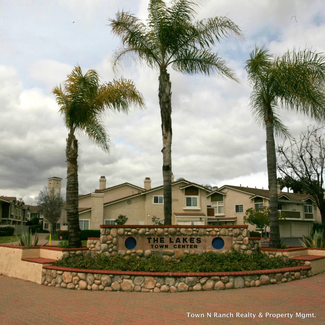 Condo for rent at 10170 Palm Glen Dr, Santee, CA 92071