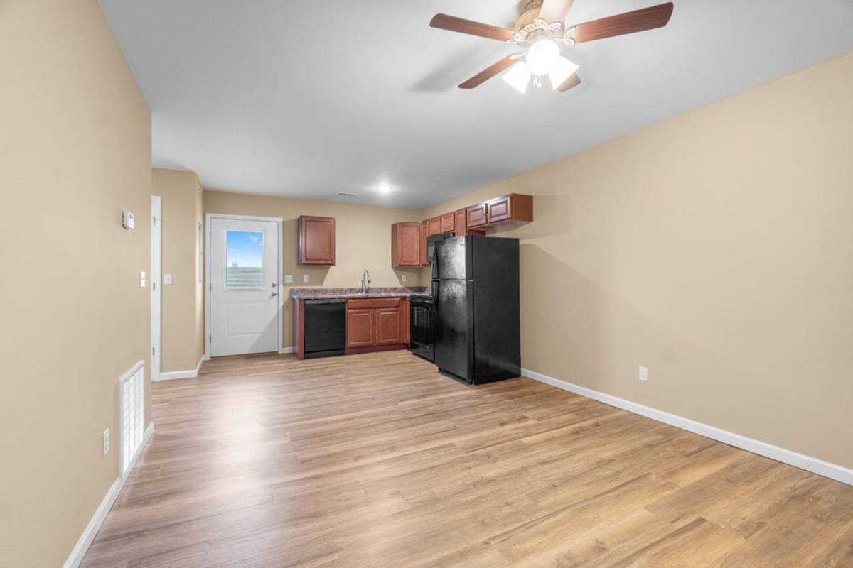 Apartment for rent at 1653 W Independence St, Jackson, MO 63755