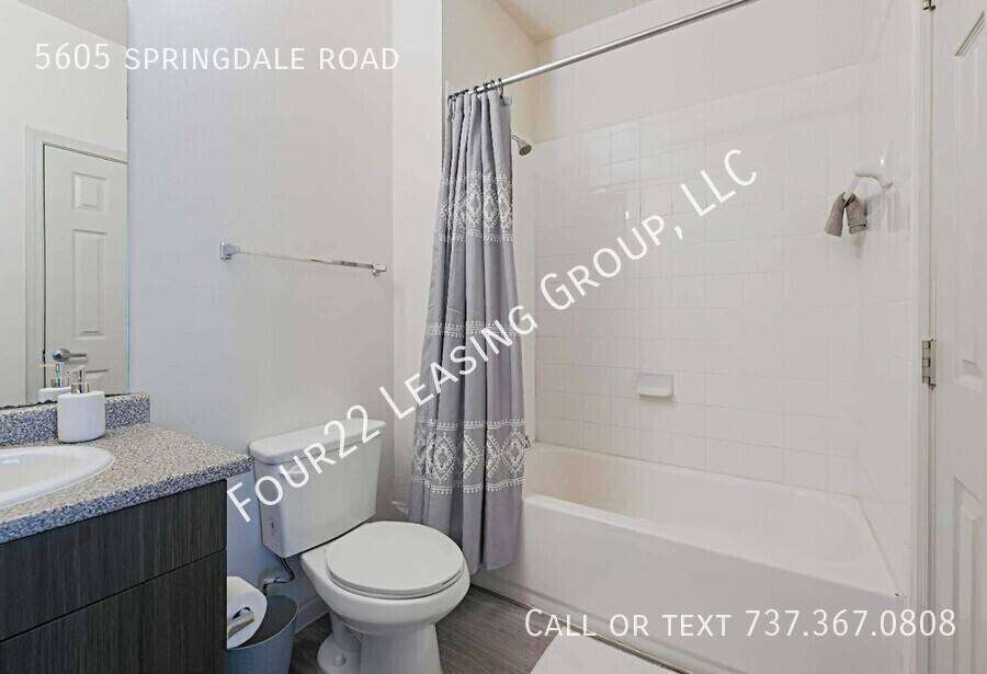 Apartment for rent at 5605 Springdale Rd, Austin, TX 78723