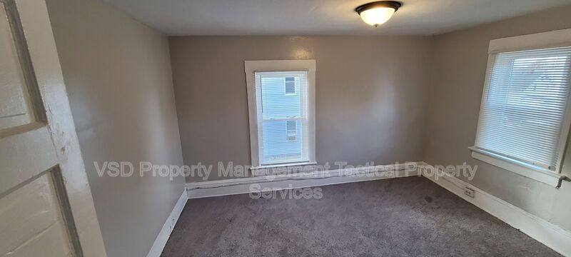 House for rent at 7523 Aetna Rd, Cleveland, OH 44105