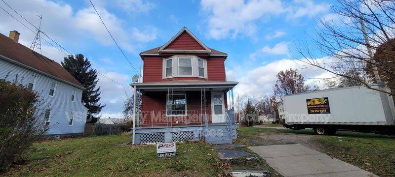 House for rent at 7523 Aetna Rd, Cleveland, OH 44105