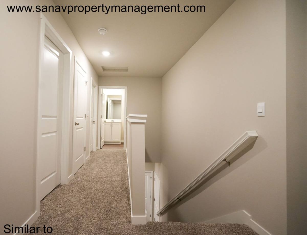 Townhouse for rent at 3219 NW Cedarwood Dr, Ankeny, IA 50023