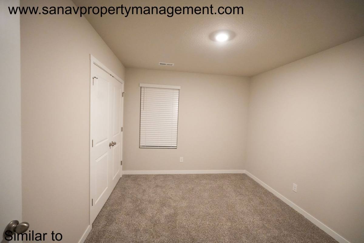 Townhouse for rent at 3219 NW Cedarwood Dr, Ankeny, IA 50023