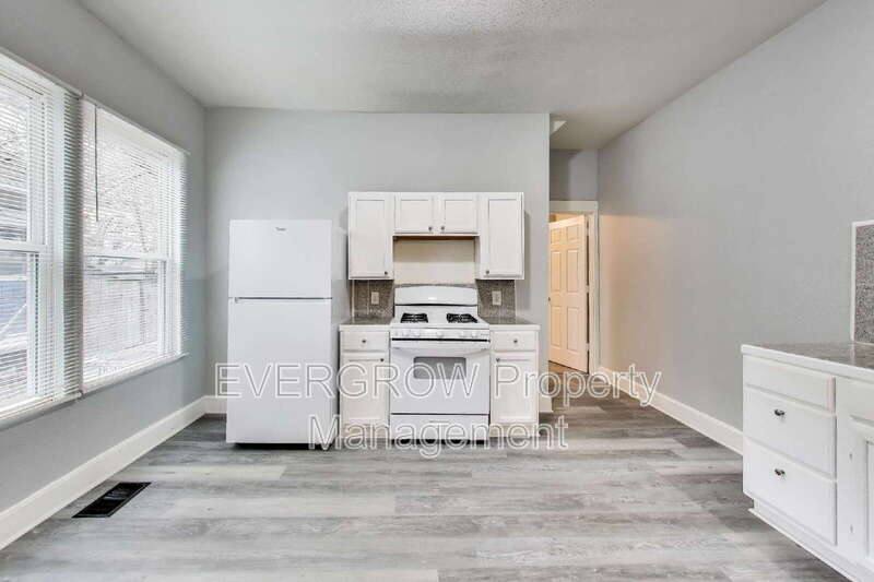 Apartment for rent at 415 N Oxford St, Indianapolis, IN 46201
