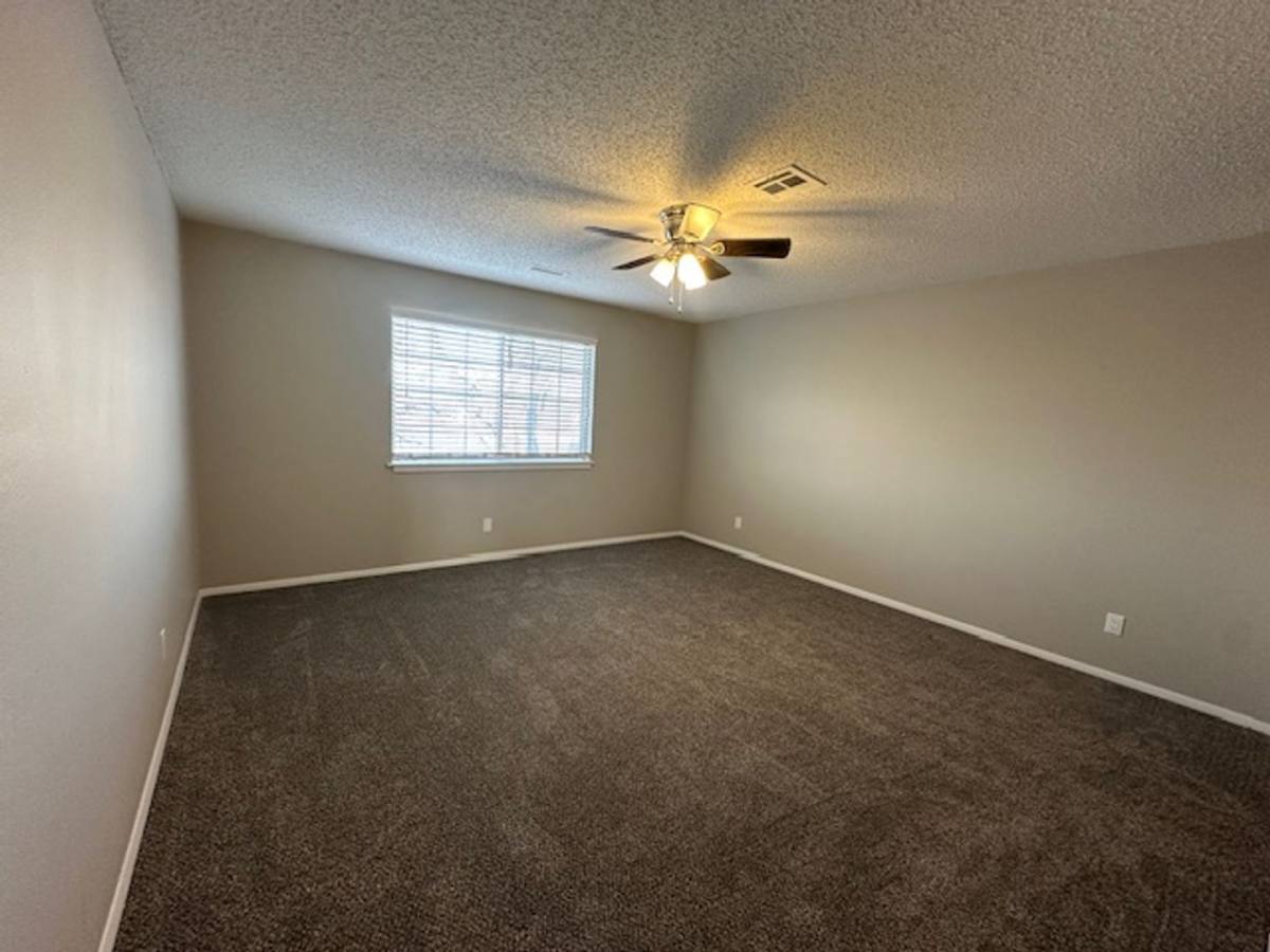 Apartment for rent at 1915 N Porter St, Wichita, KS 67203