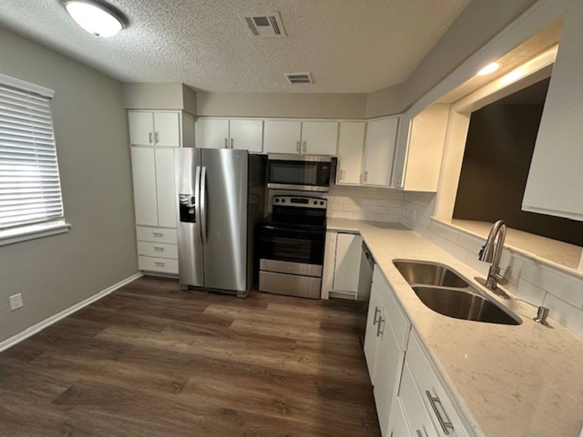 Apartment for rent at 1915 N Porter St, Wichita, KS 67203