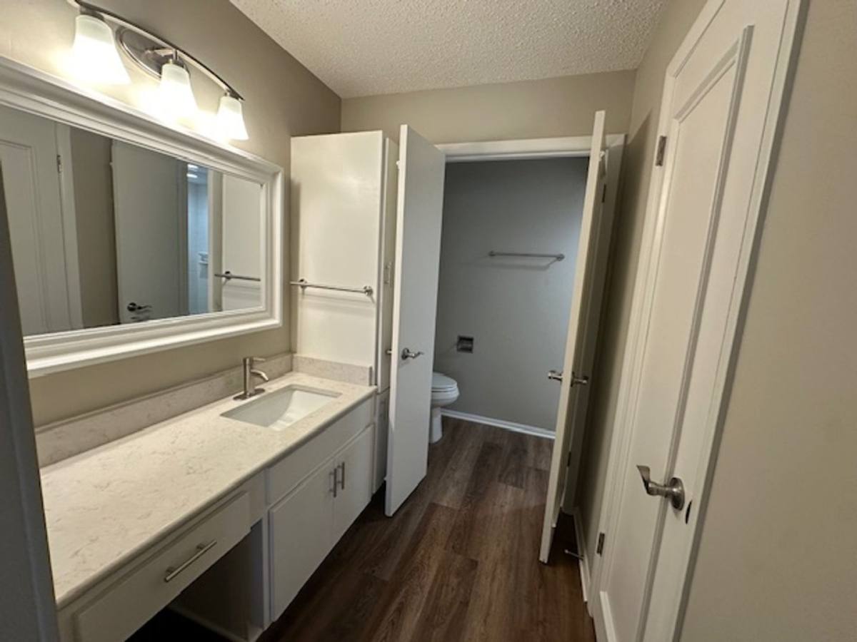 Apartment for rent at 1915 N Porter St, Wichita, KS 67203