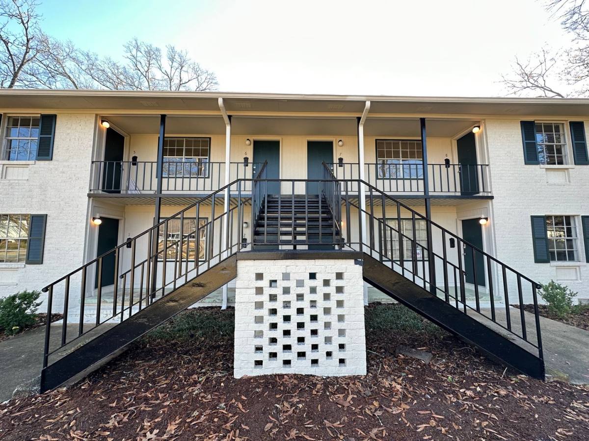 Apartment for rent at 635 Oglethorpe Ave, Athens, GA 30606