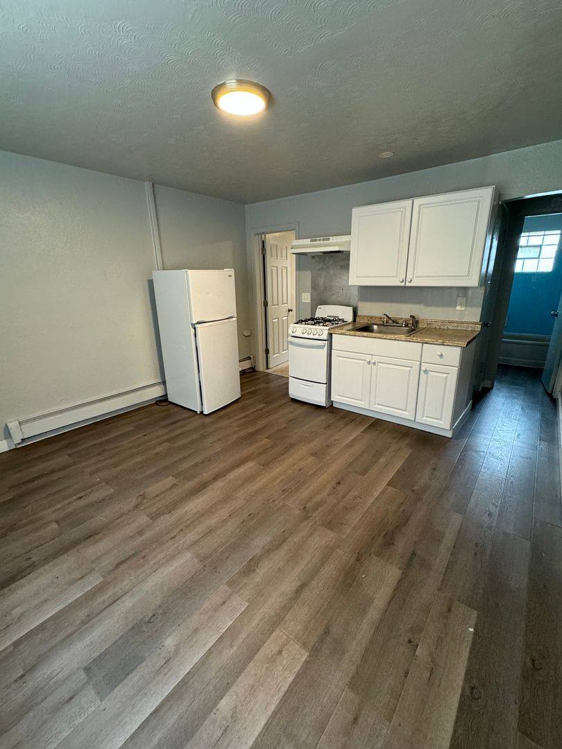 Apartment for rent at 1467 Joliet St, Aurora, CO 80010
