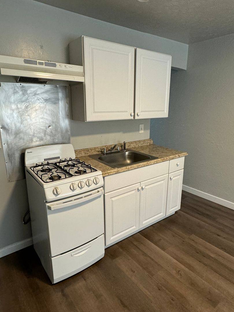 Apartment for rent at 1467 Joliet St, Aurora, CO 80010
