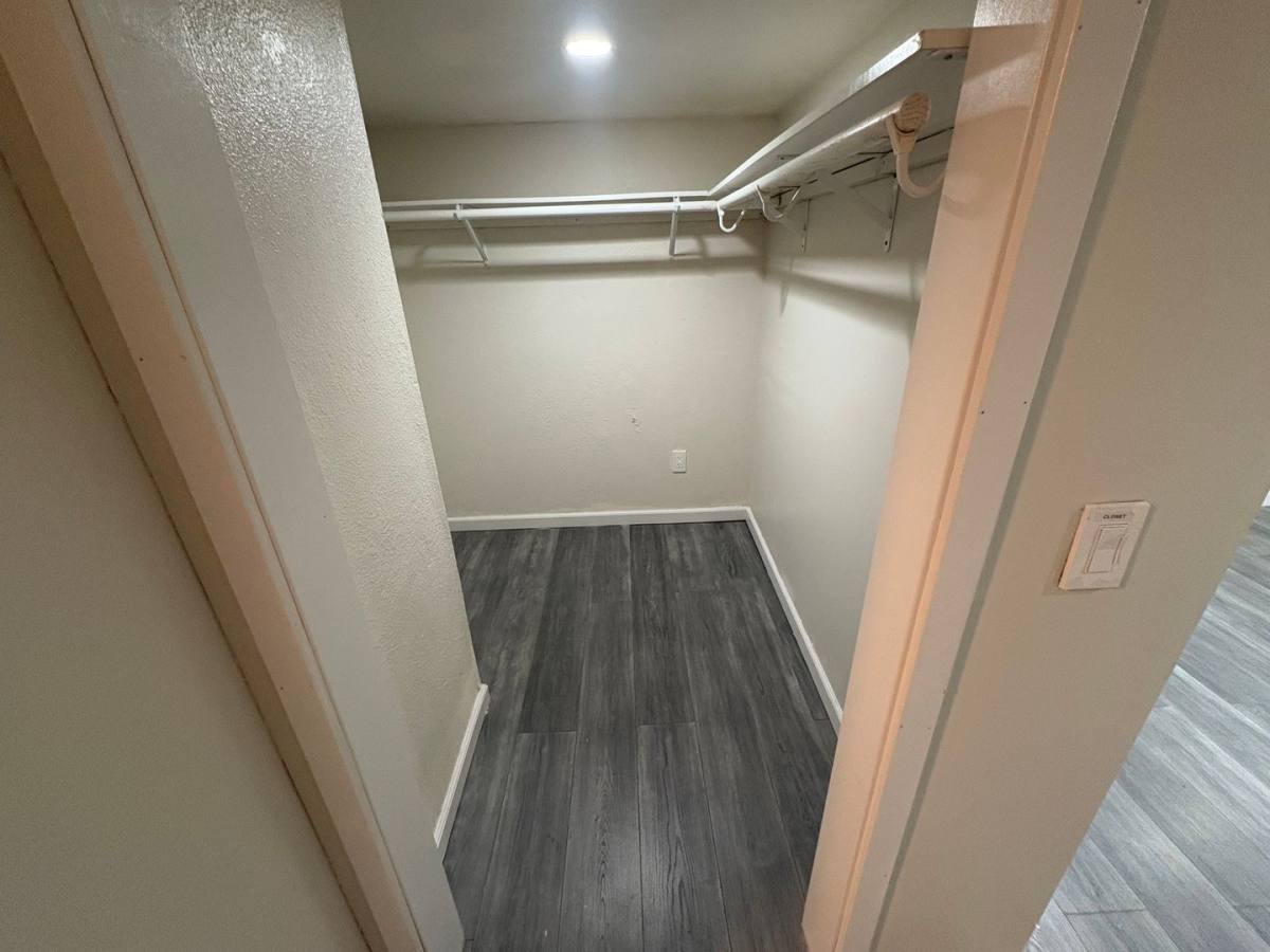 Apartment for rent at 929 Pecks Rd, Everett, WA 98203